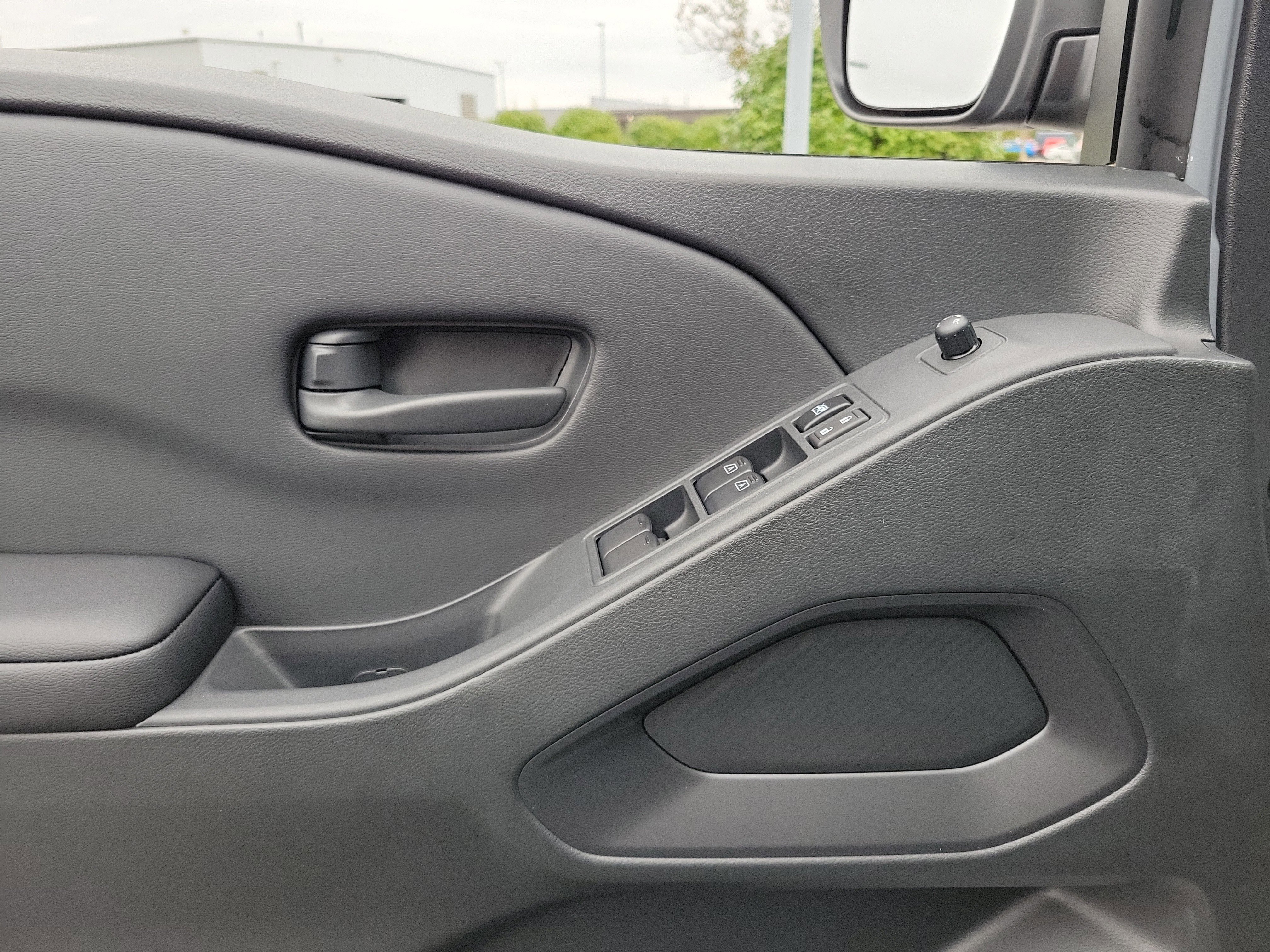 New 2026 Nissan Frontier SV w/ Tow Package image 17