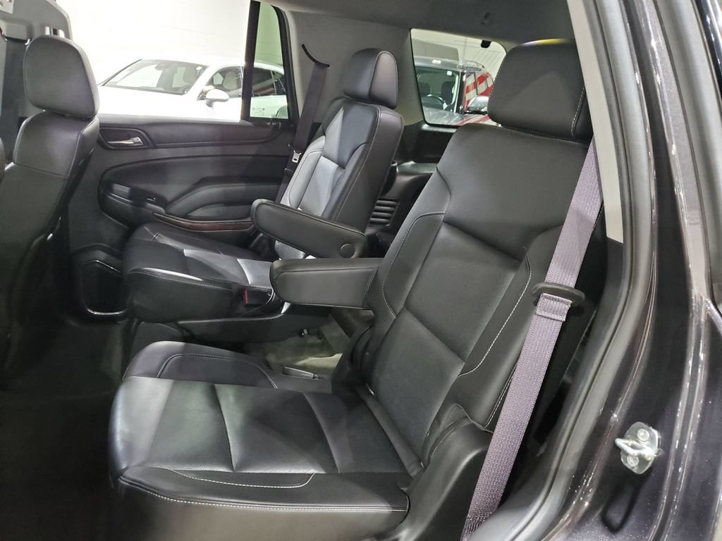 Used 2016 GMC Yukon SLT w/ Open Road Package AWD/4WD image 28