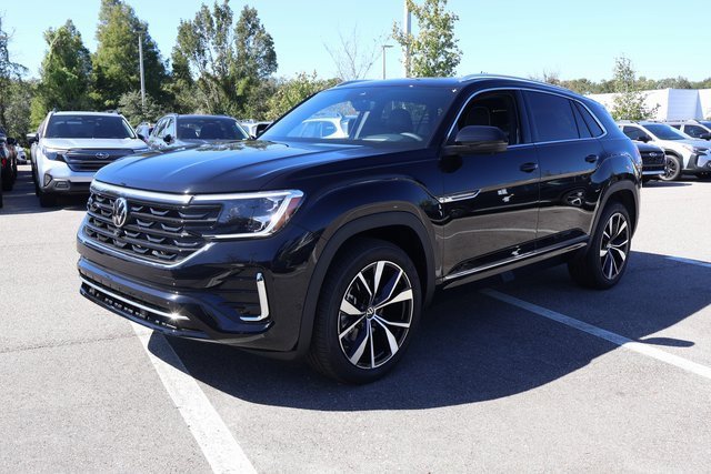 New 2026 Volkswagen Atlas Cross Sport SEL Premium R-Line image 3