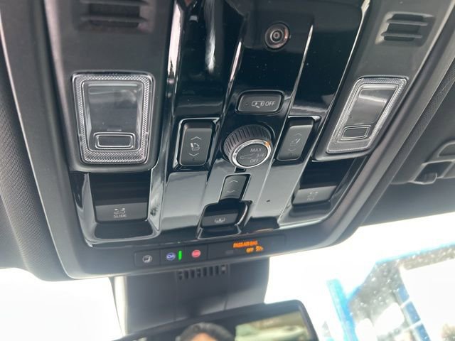 New 2026 Chevrolet Suburban Premier w/ Sun And Tow Package image 32