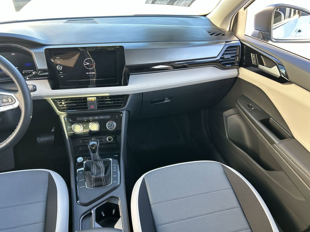 New 2026 Volkswagen Taos S image 12