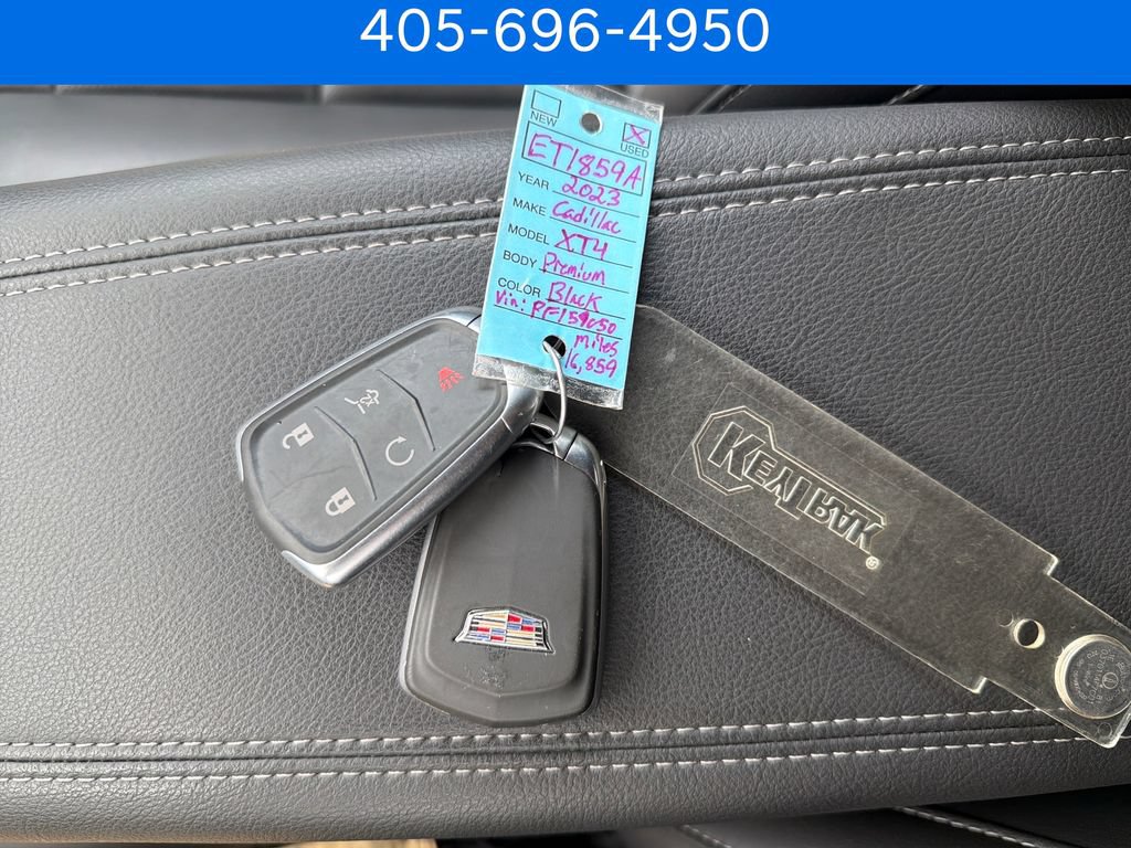 Used 2023 Cadillac XT4 Premium Luxury w/ Technology Package FWD image 34