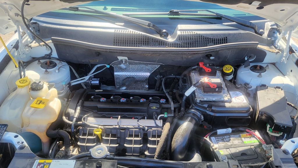 Used 2016 Jeep Compass Latitude image 33