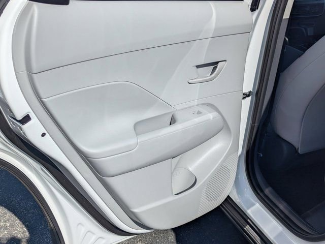 Used 2026 Hyundai Kona SEL Sport FWD image 18