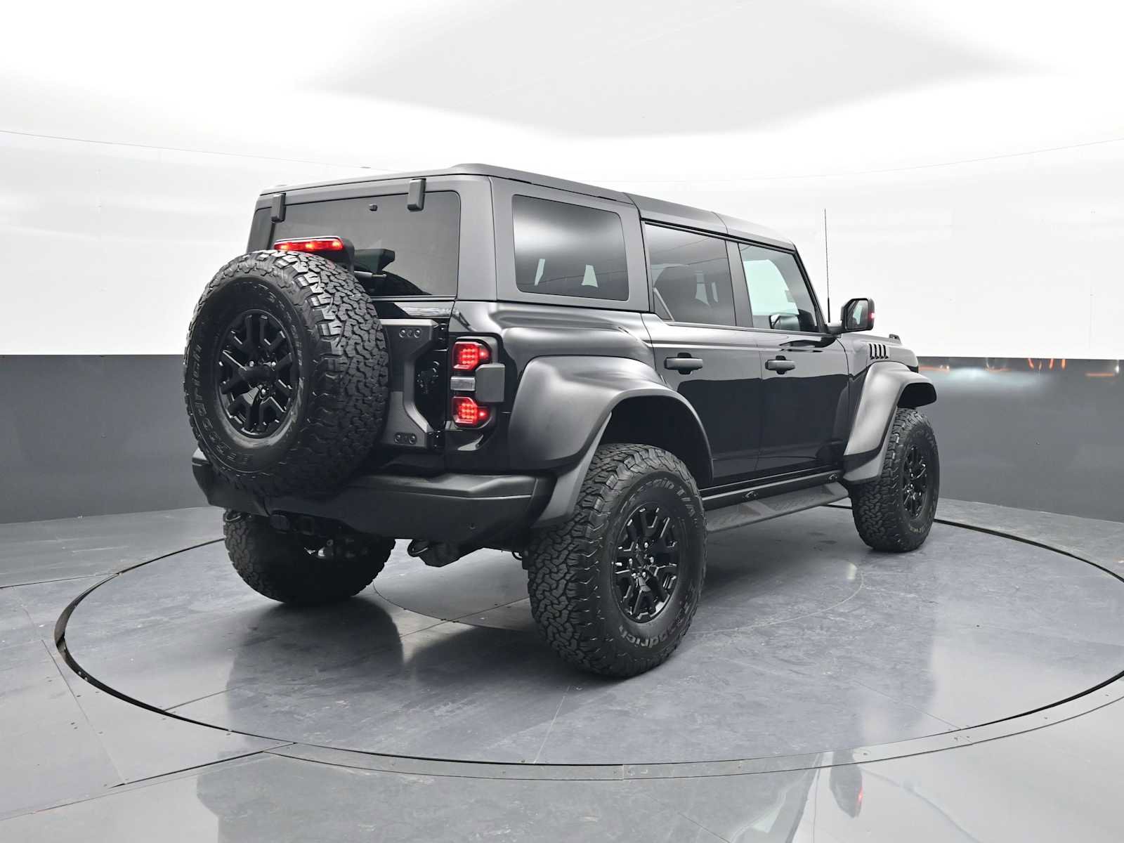 Used 2022 Ford Bronco Raptor image 7