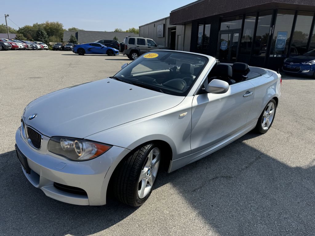 Used 2011 BMW 135i Convertible image 10