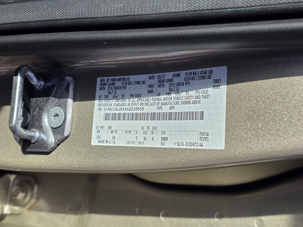 Used 2017 Ford Escape Titanium FWD image 31
