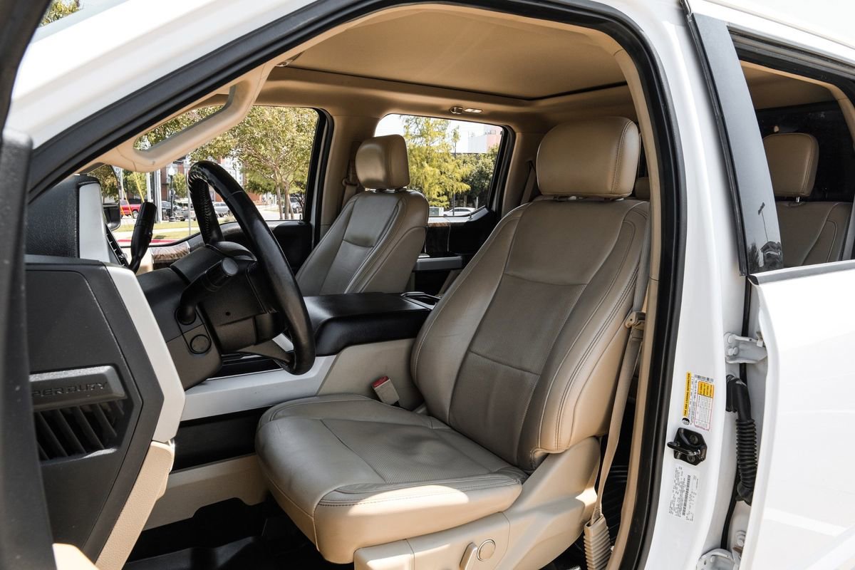 Used 2019 Ford F250 Lariat w/ Lariat Ultimate Package AWD/4WD image 4