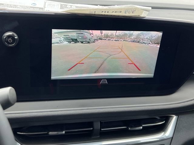 Used 2025 Buick Envista Preferred w/ Convenience I Package image 24