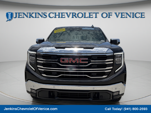 Used 2023 GMC Sierra 1500 SLT w/ SLT Premium Package AWD/4WD image 12