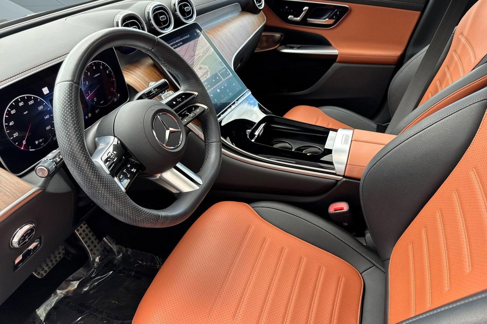 Certified 2023 Mercedes-Benz GLC 300 4MATIC image 4