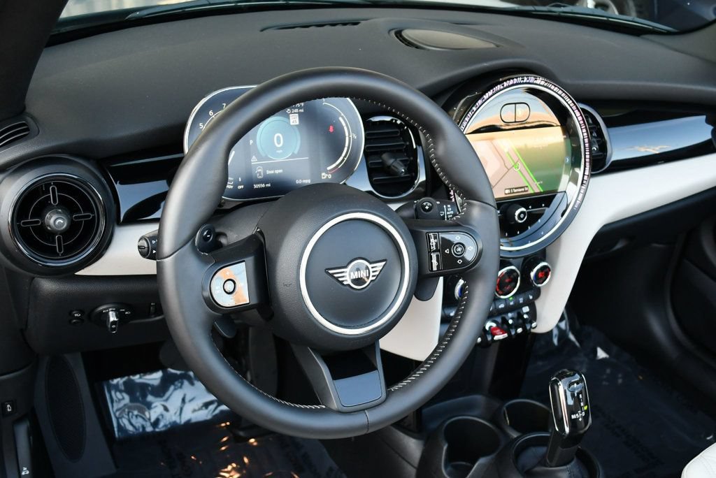 Used 2023 MINI Cooper S w/ Signature Upholstery Package FWD image 53