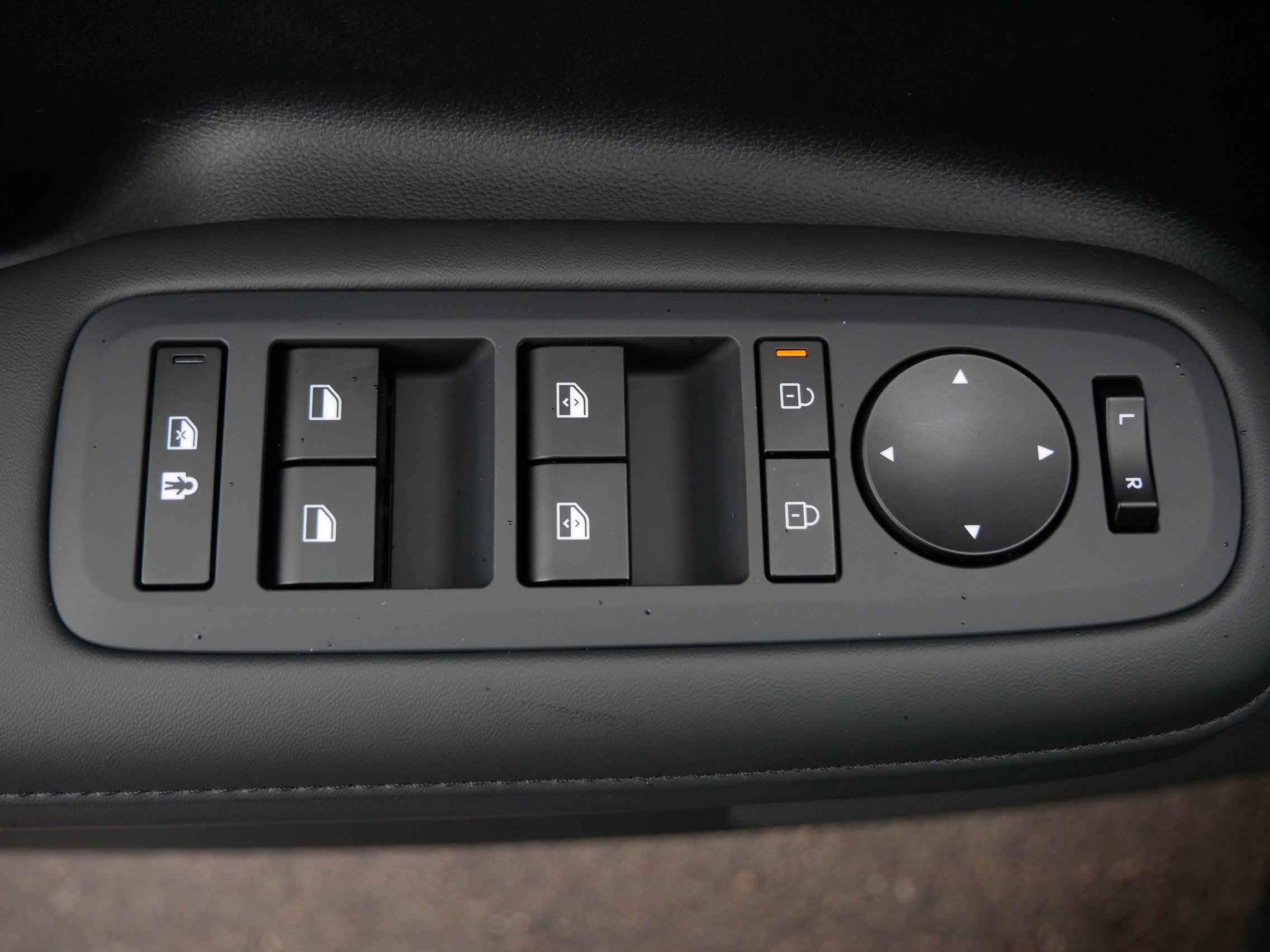 New 2026 Hyundai Santa Fe SEL image 12