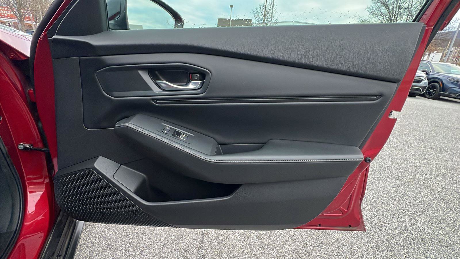 Used 2023 Honda Accord Sport image 12