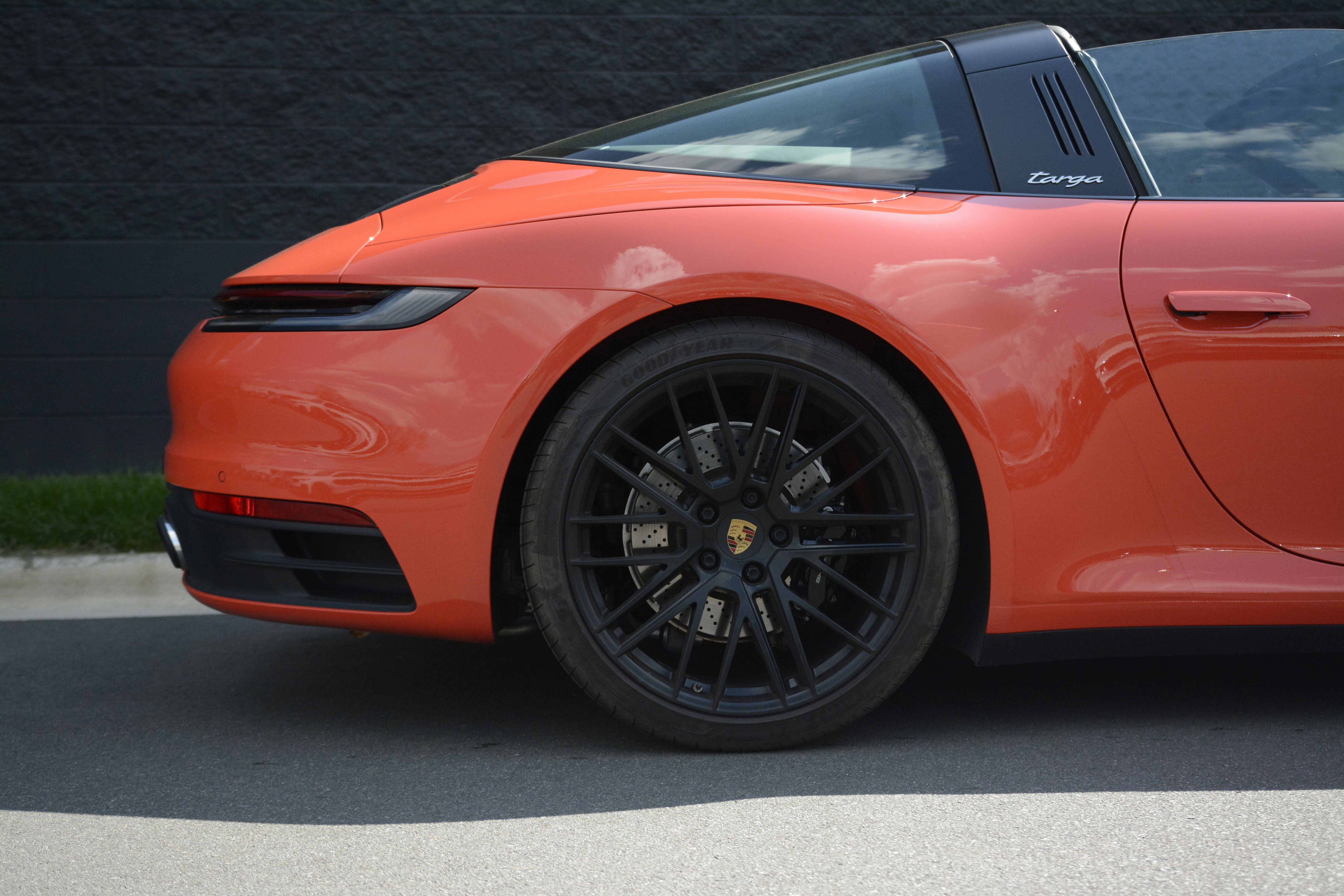 Certified 2022 Porsche 911 Targa 4S image 38