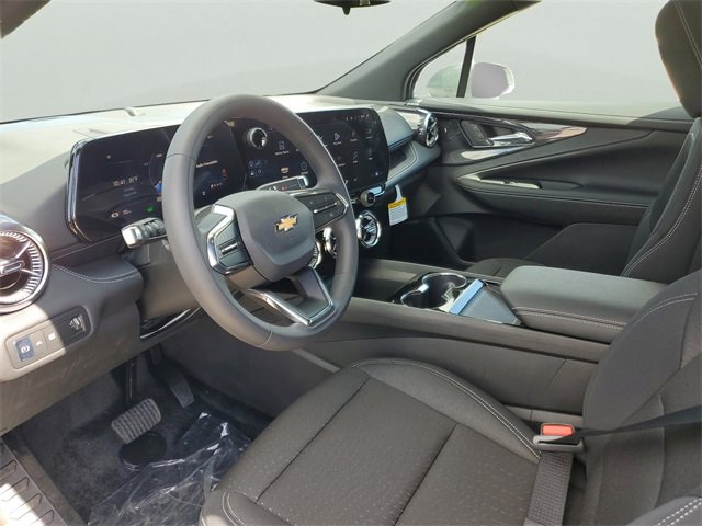 New 2025 Chevrolet Blazer EV LT image 18