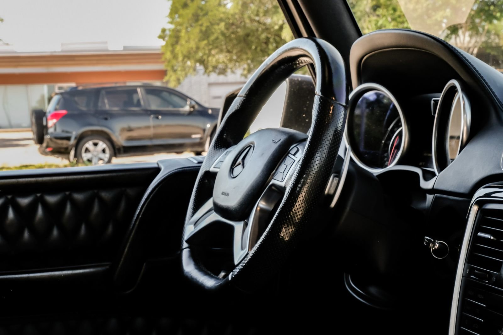 Used 2017 Mercedes-Benz G 63 AMG 4MATIC image 13