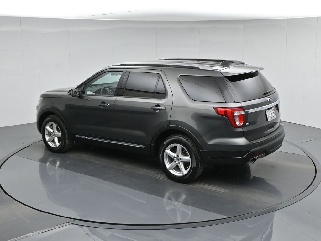 Certified 2018 Ford Explorer XLT image 45