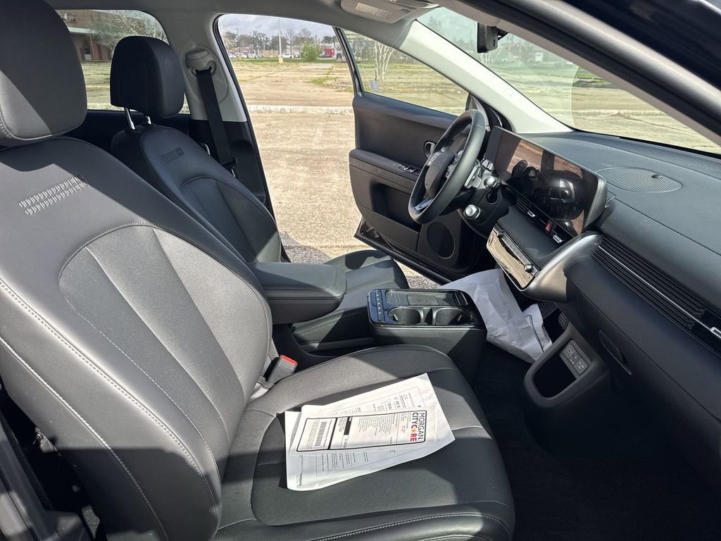 Used 2025 Hyundai Ioniq 5 SEL image 31