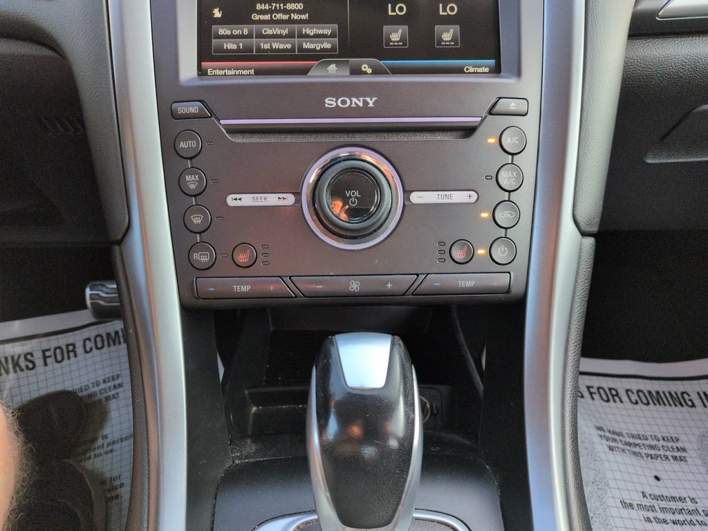 Used 2016 Ford Fusion Titanium FWD image 19