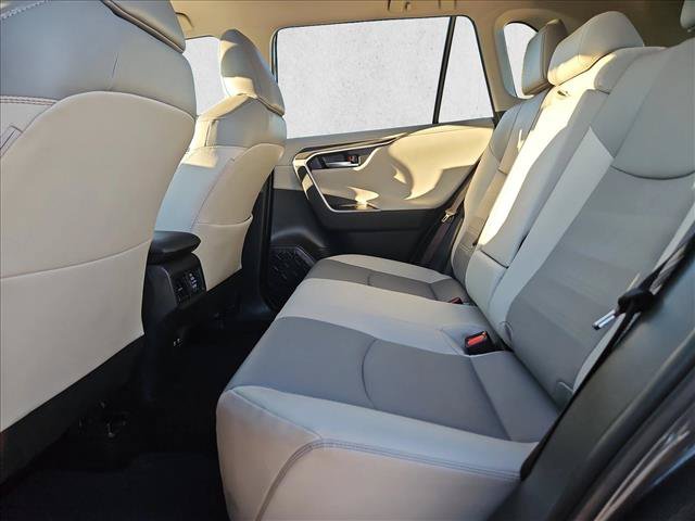 Used 2021 Toyota RAV4 Limited FWD image 21