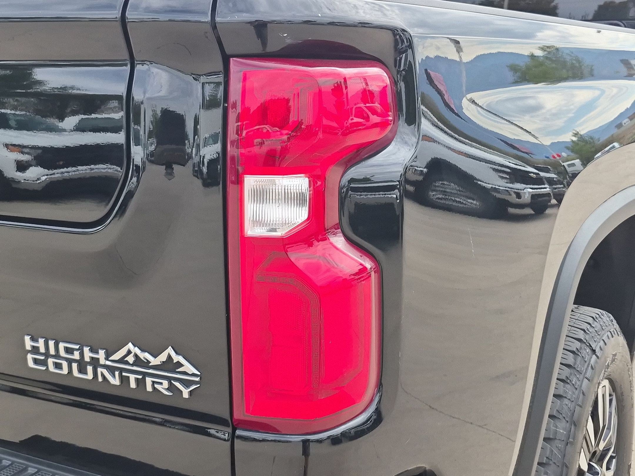 Certified 2024 Chevrolet Silverado 3500 High Country w/ High Country Premium Package AWD/4WD image 12