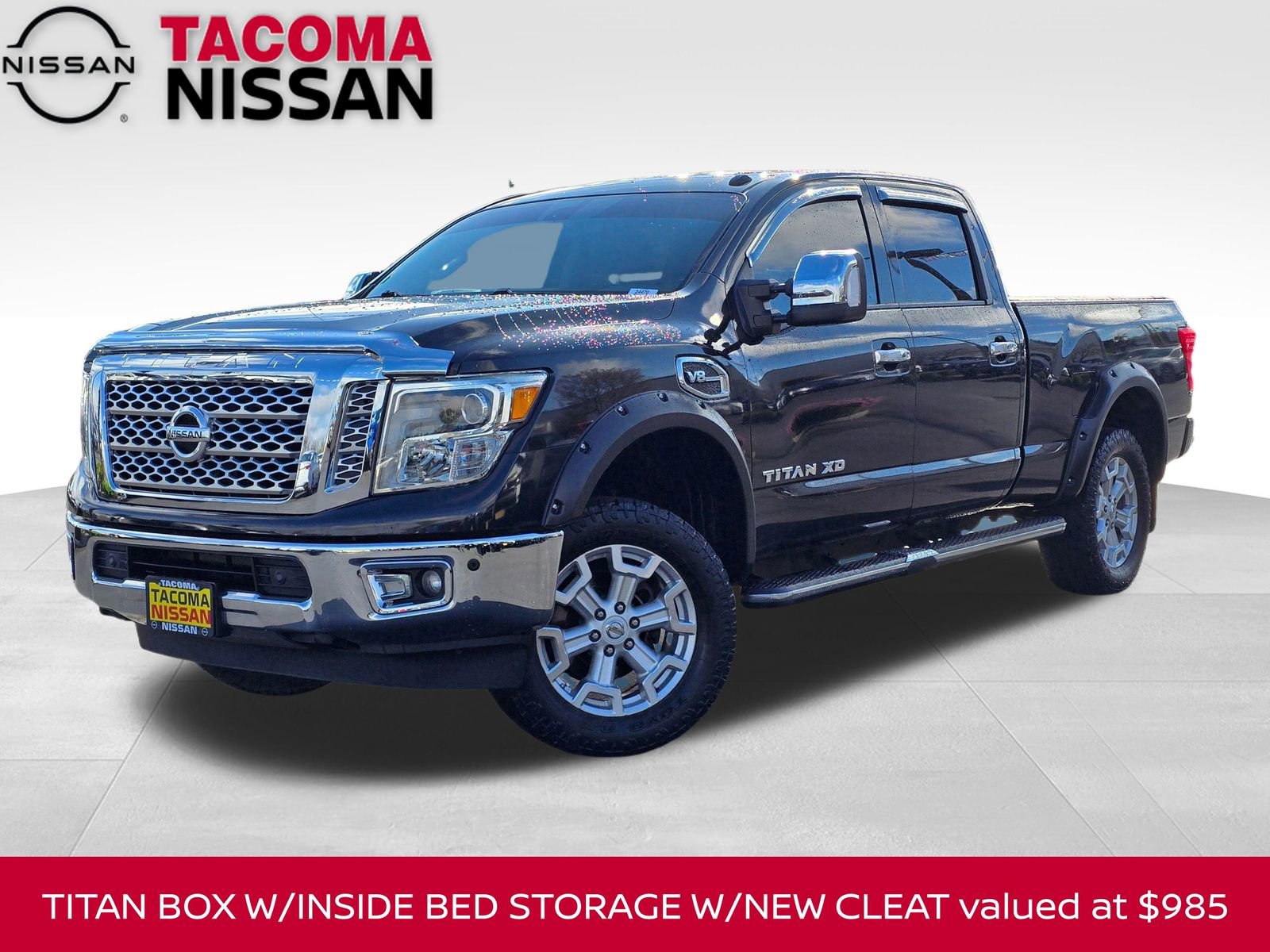 Used 2017 Nissan Titan SL AWD/4WD image 1