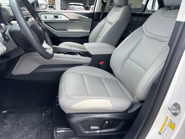 New 2026 Ford Explorer Active w/ Active Comfort Package RWD image 19