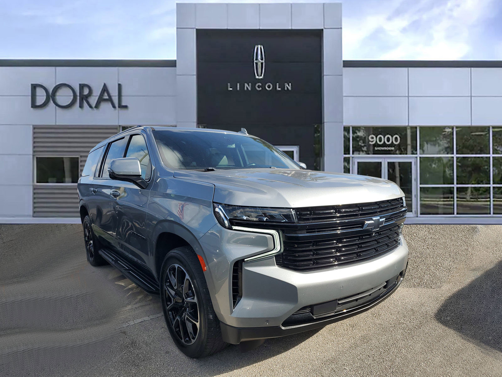 Used 2023 Chevrolet Suburban RST w/ Luxury Package