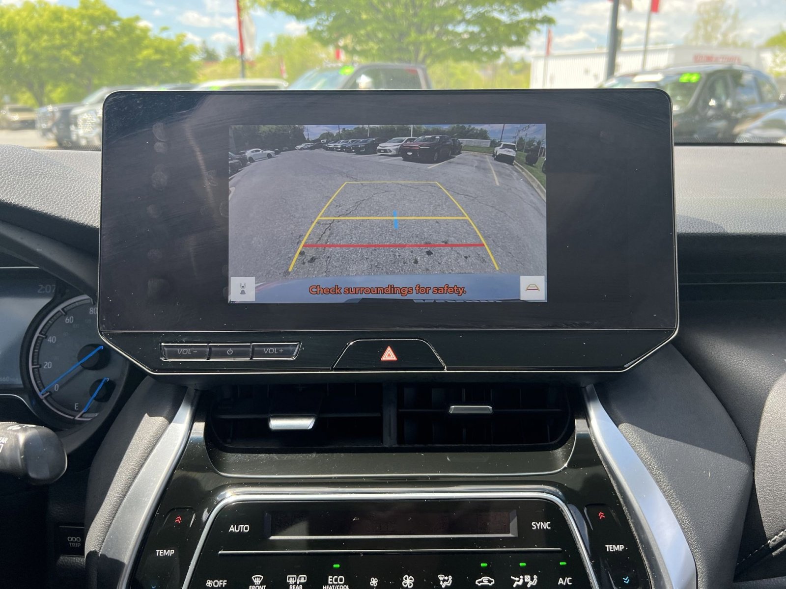 Used 2023 Toyota Venza Nightshade AWD/4WD image 16