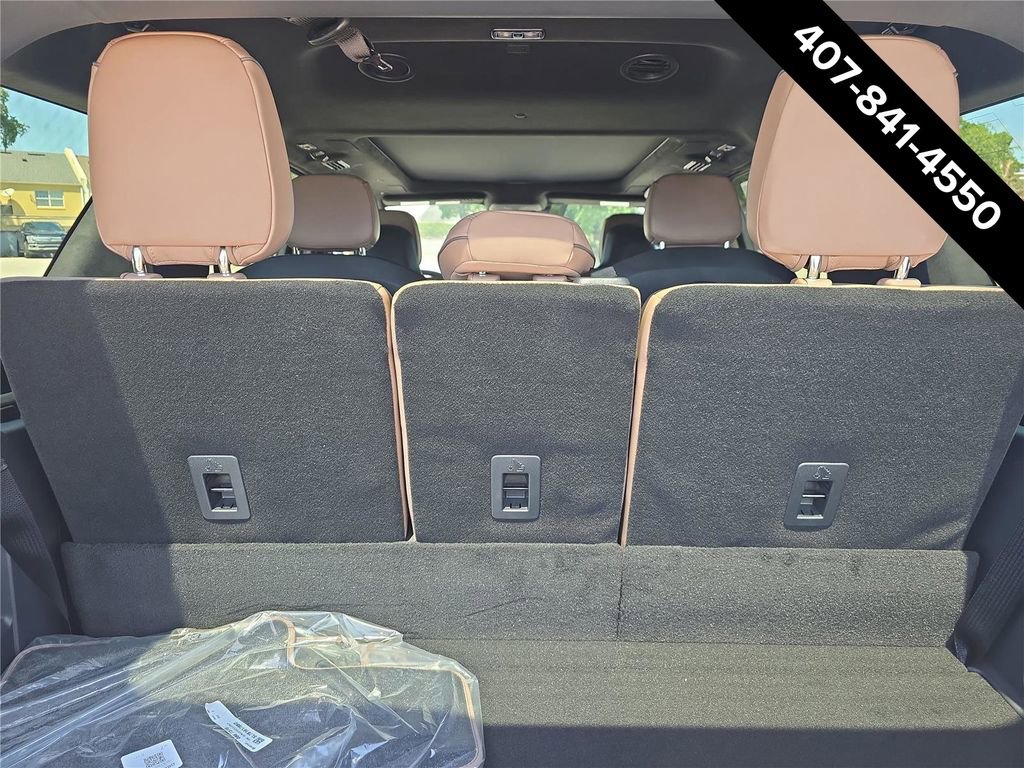 New 2026 Lincoln Navigator Black Label AWD/4WD image 8