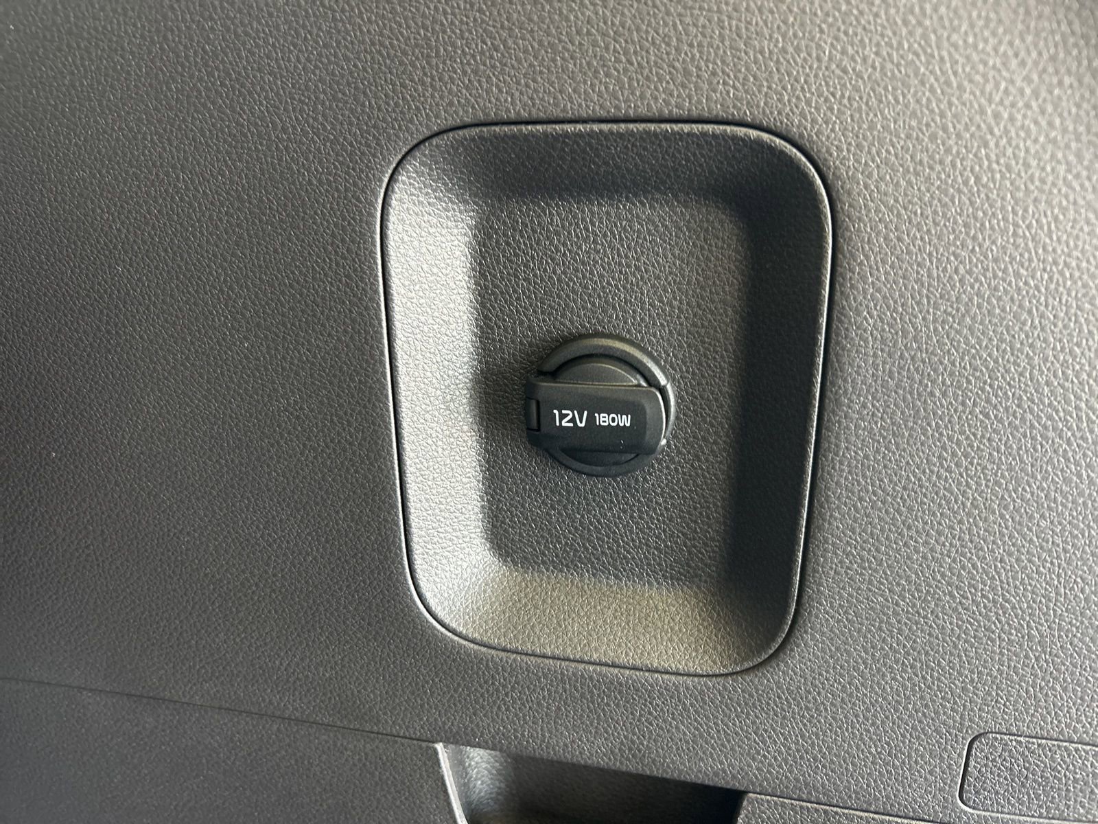 New 2026 Kia Carnival EX image 12