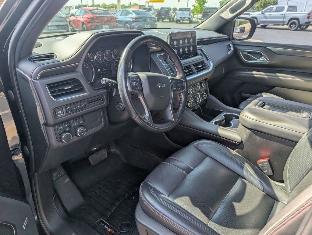 Used 2021 Chevrolet Tahoe RST w/ Luxury Package AWD/4WD image 13