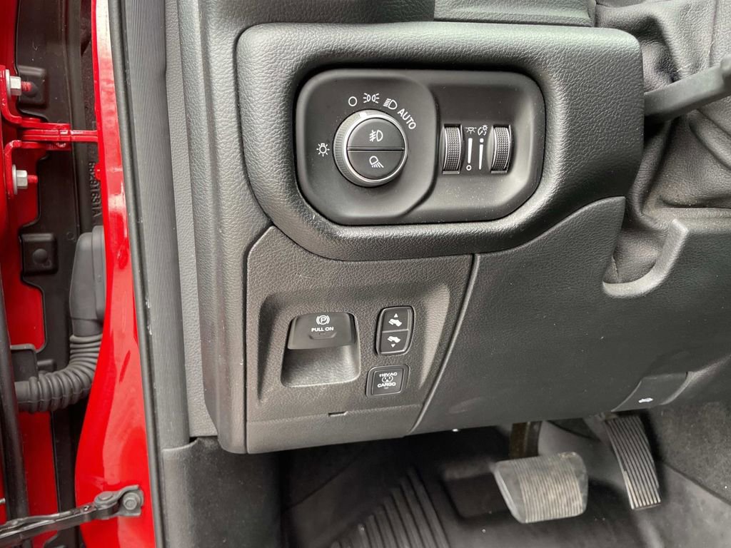 Used 2020 RAM 1500 Laramie image 20