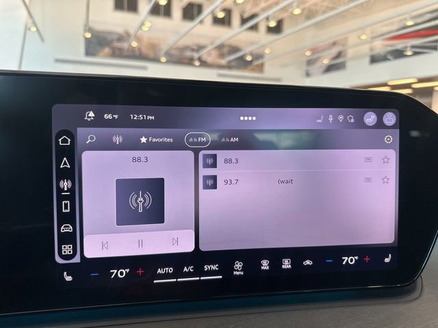 New 2026 Audi Q3 quattro 2.0T AWD/4WD image 23