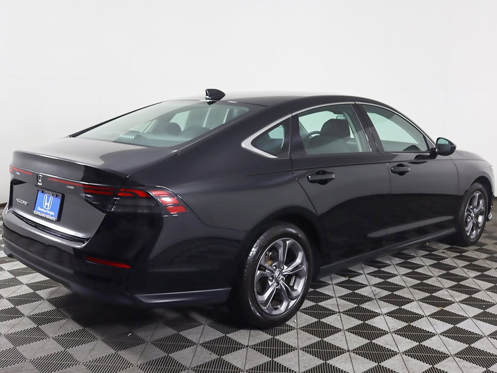 Used 2023 Honda Accord EX image 10