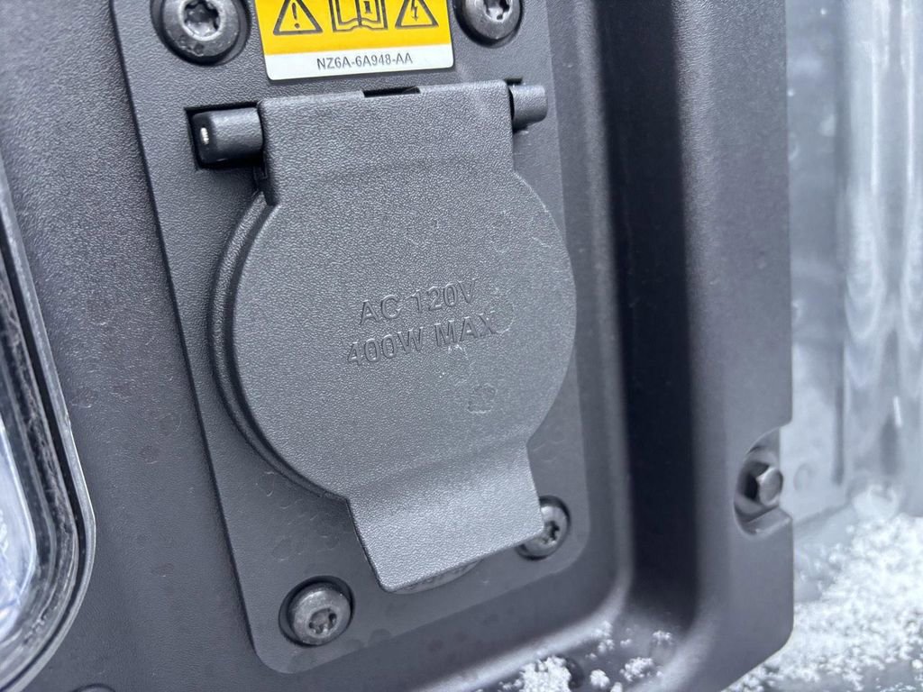 New 2026 Ford Maverick XLT w/ XLT Luxury Package image 13