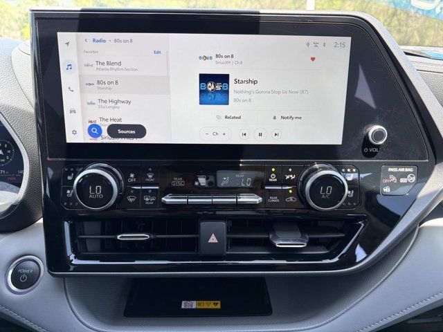 Used 2024 Toyota Highlander Limited image 29