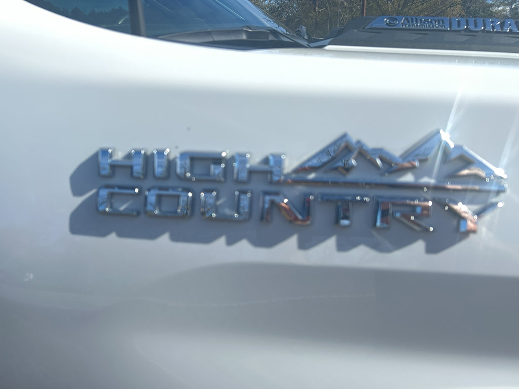 Used 2025 Chevrolet Silverado 3500 High Country w/ High Country Premium Package image 5