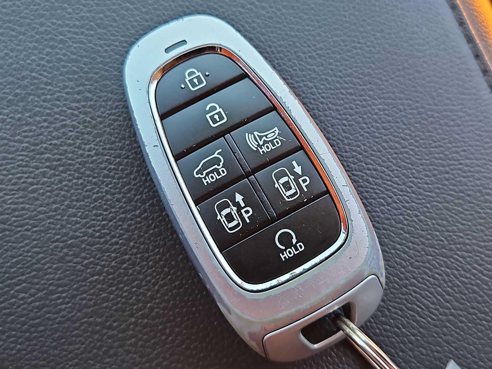 Certified 2022 Hyundai Tucson Limited AWD/4WD image 35