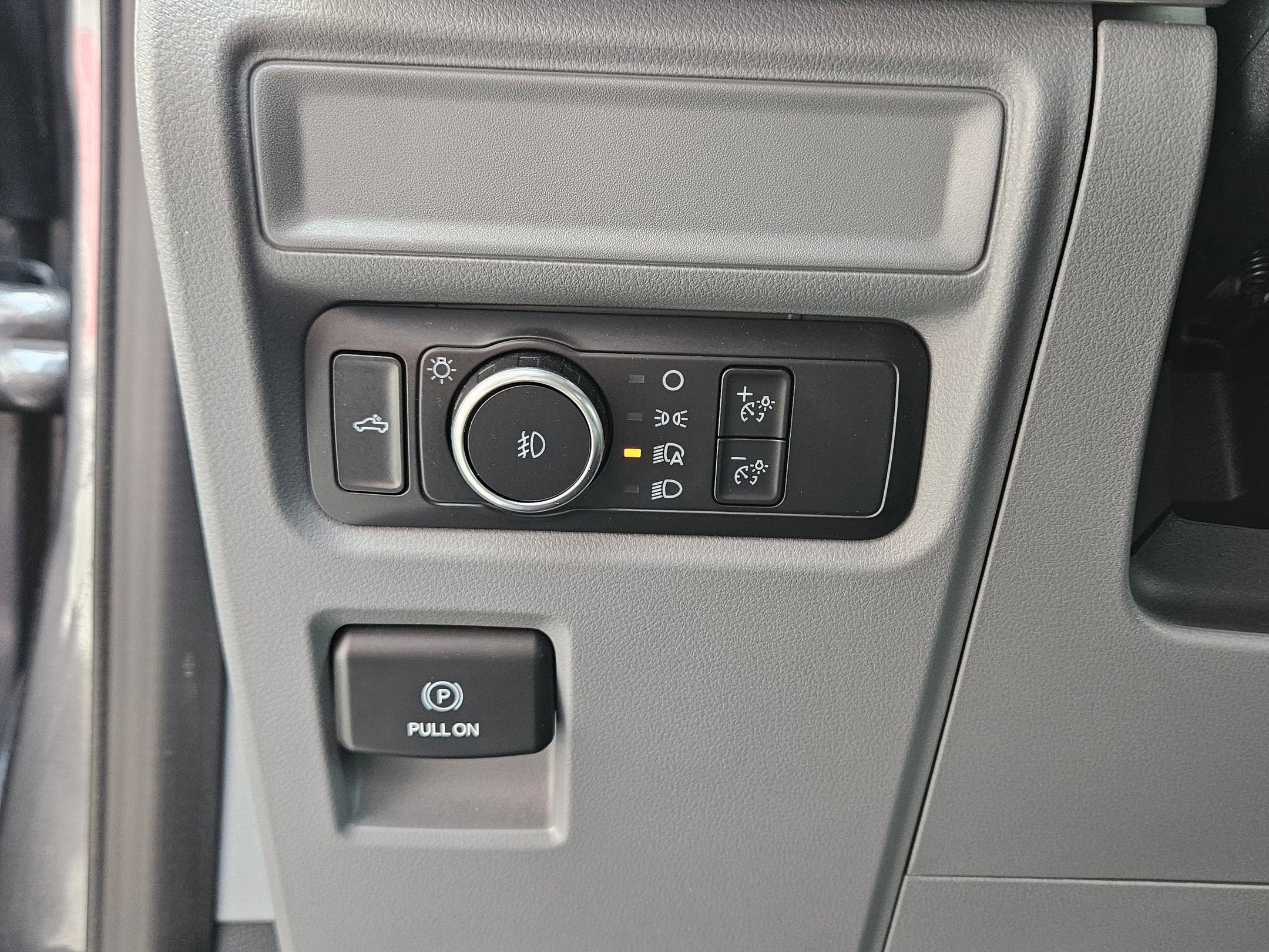 Used 2023 Ford F150 XLT AWD/4WD image 18