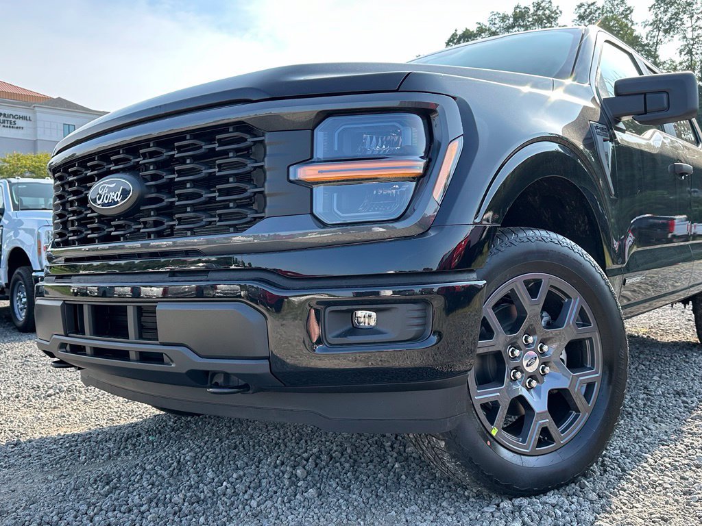 New 2026 Ford F150 STX w/ Equipment Group 200A AWD/4WD image 31