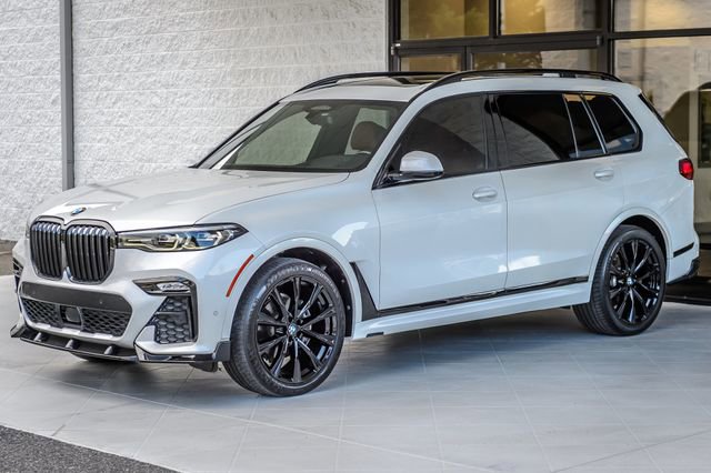 Used 2020 BMW X7 xDrive40i w/ M Sport Package AWD/4WD image 6