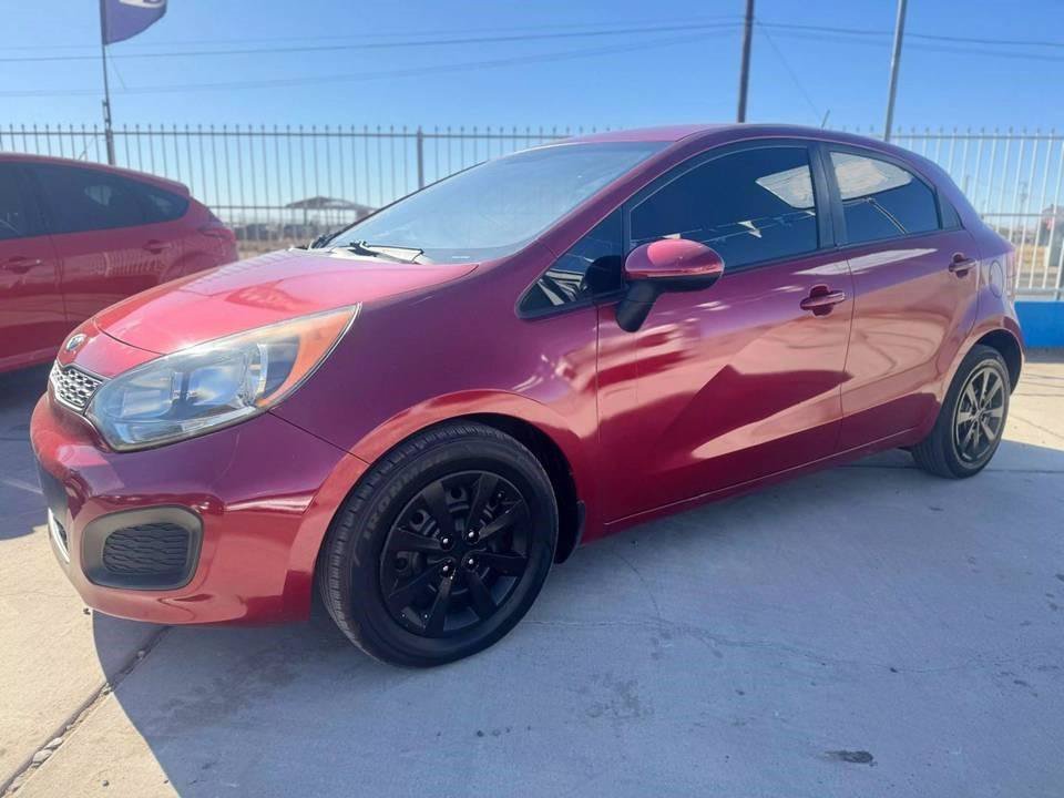 Used 2013 Kia Rio LX FWD image 4