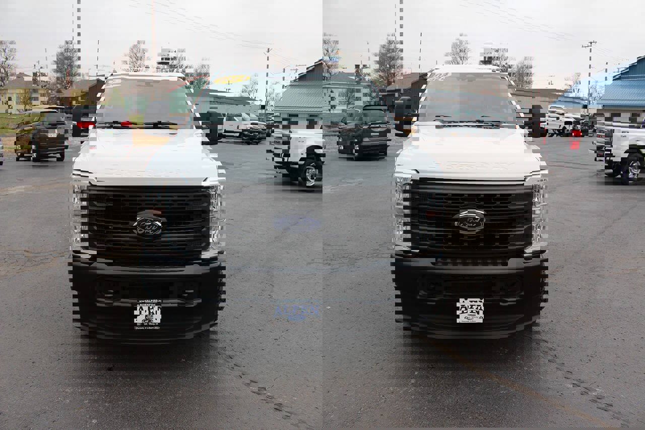 Used 2024 Ford F350 XL image 5