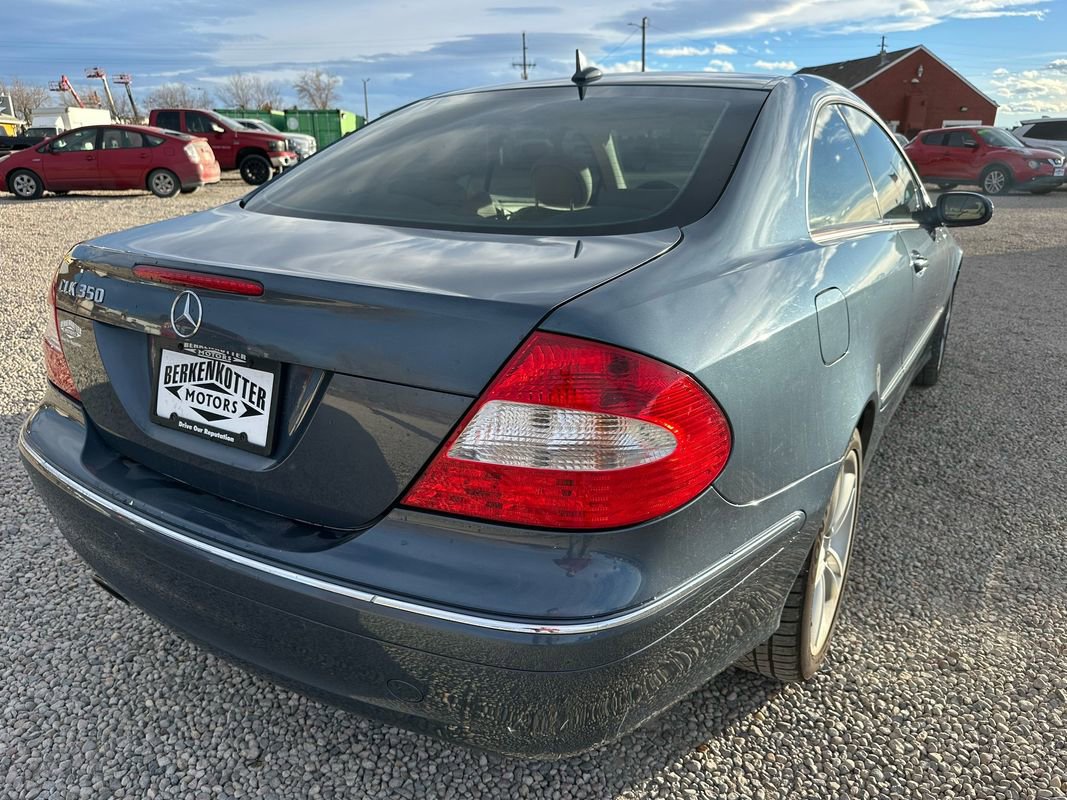 Used 2007 Mercedes-Benz CLK 350 Coupe image 8