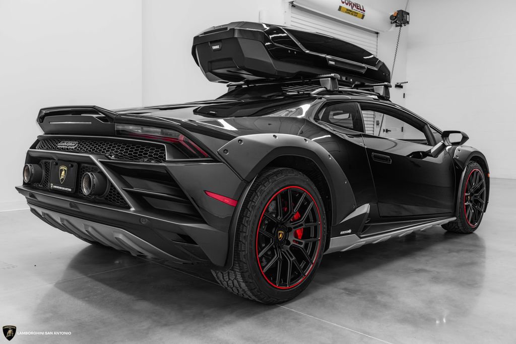 Used 2023 Lamborghini Huracan Sterrato AWD/4WD image 20