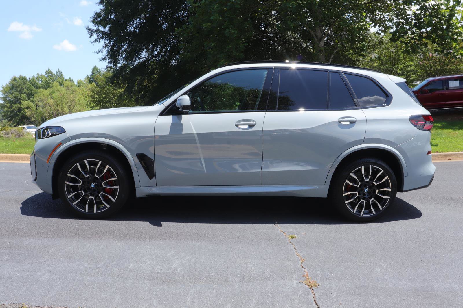 New 2026 BMW X5 xDrive40i image 5