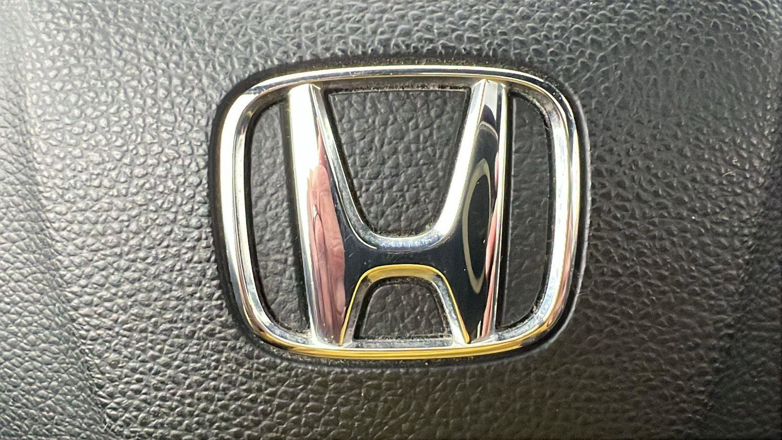 Used 2022 Honda Pilot Black Edition image 38