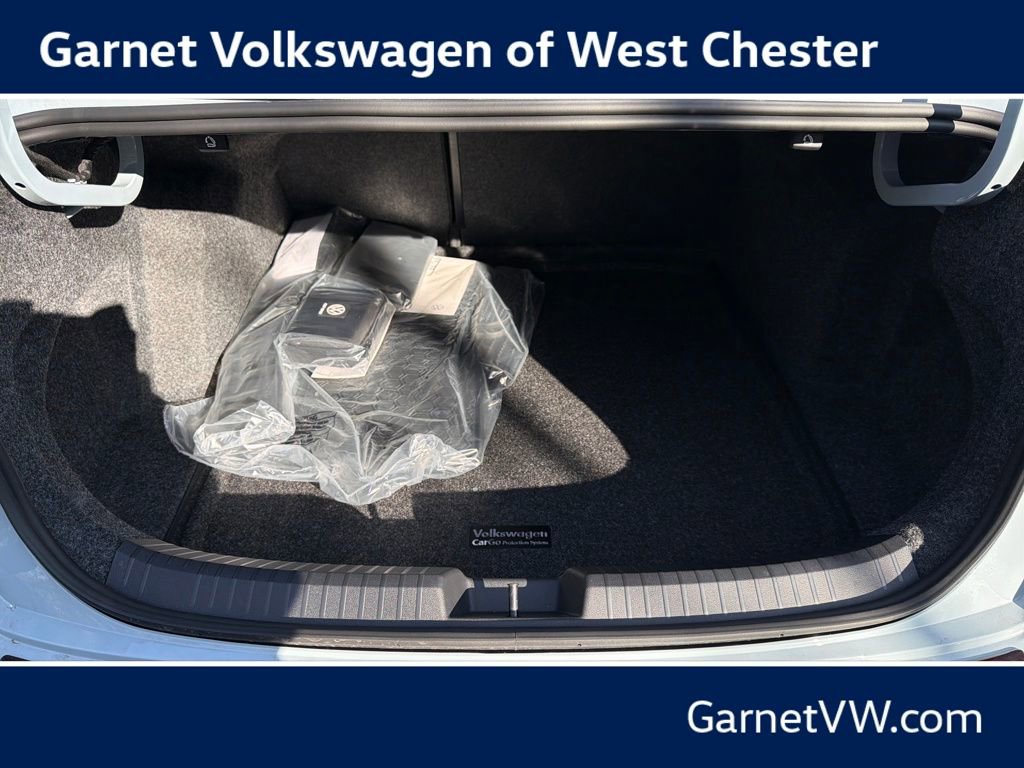 New 2026 Volkswagen Jetta GLI Autobahn FWD image 19